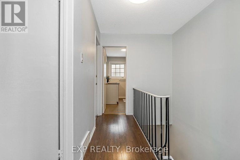 28516736/65-1029-meadowlands-drive/carleton-square/ottawa/ontario/K2C0K5_15