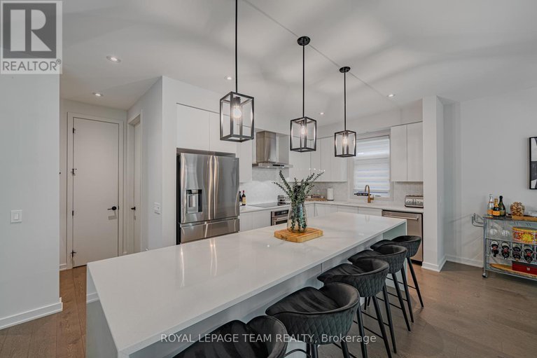 28358641/935-atrium-ridge/riverside-southgloucester-glen/ottawa/ontario/K4M0N9_15