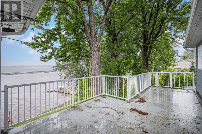 28453212/2991-old-highway-17-highway/clarencerockland-twp/clarence-rockland/ontario/K4K1W1_25