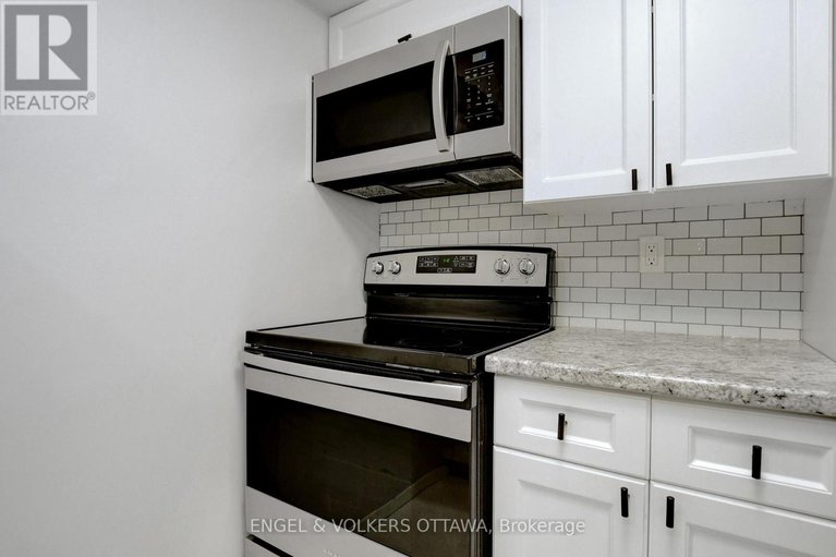 29269594/112-6532-bilberry-drive/orleans-wood/ottawa/ontario/K1C4N9_17