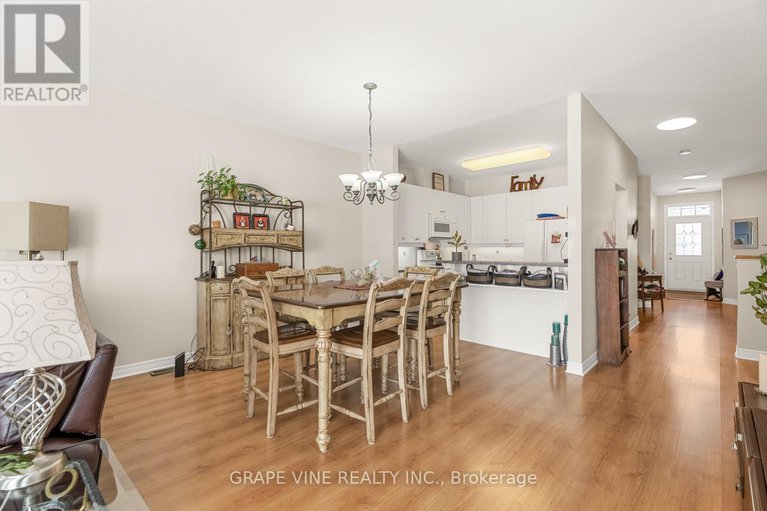 28389612/60-sable-run-drive/stittsville-central/ottawa/ontario/K2S1W7_12