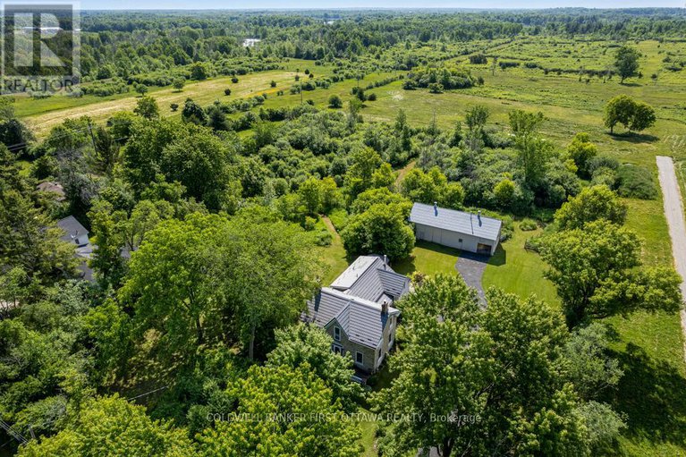 28148483/28-south-street/drummondnorth-elmsley-north-elmsley-twp/drummondnorth-elmsley/ontario/K7H2G1_46