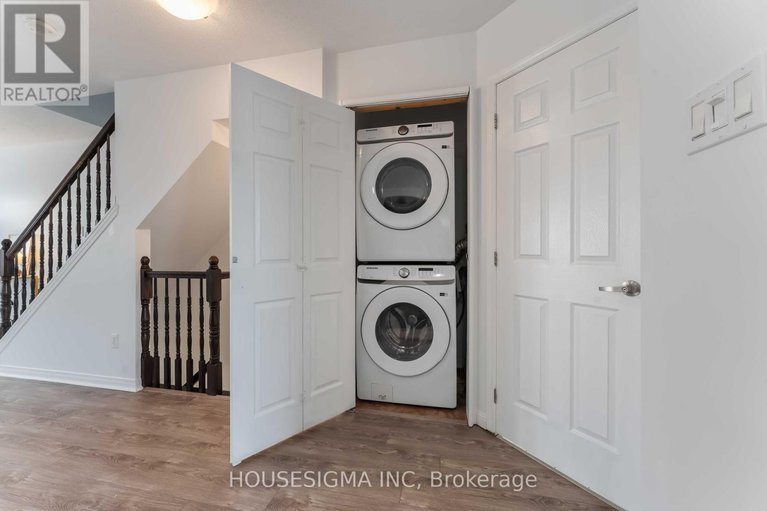 28698306/758-sanibel-private/westcliffe-estates/ottawa/ontario/K2H0A8_17