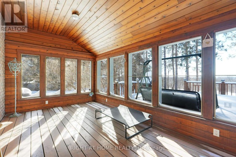 29369608/114-david-kennedy-drive/dunrobin-shores/ottawa/ontario/K0A1T0_36