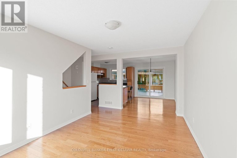 28333464/106-monterey-drive/leslie-park/ottawa/ontario/K2H7A8_7