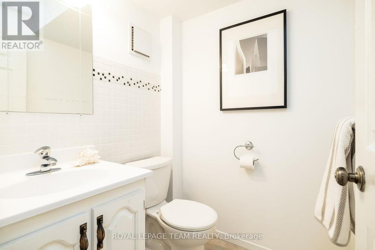 29663238/9-casgrain-court/beaverbrook/ottawa/ontario/K2K2A7_35