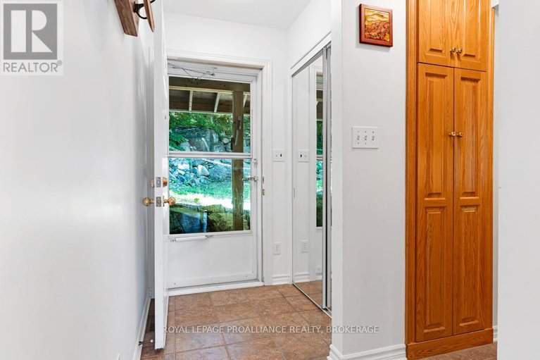 28457440/399-hardwood-ridge/lanark-highlands-dalhousie-twp/lanark-highlands/ontario/K0G1K0_9