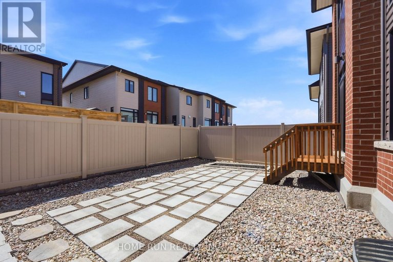 29632956/804-atrium-ridge/riverside-southgloucester-glen/ottawa/ontario/K4M0J7_47