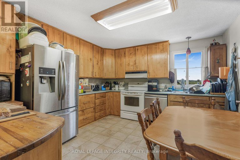 28686332/4828-frank-kenny-road/sarsfieldbearbrook/ottawa/ontario/K0A3H0_9