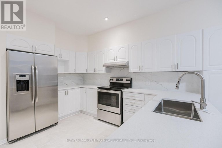 29074509/318-rustic-hills-crescent/springridgeeast-village/ottawa/ontario/K4A5A8_11