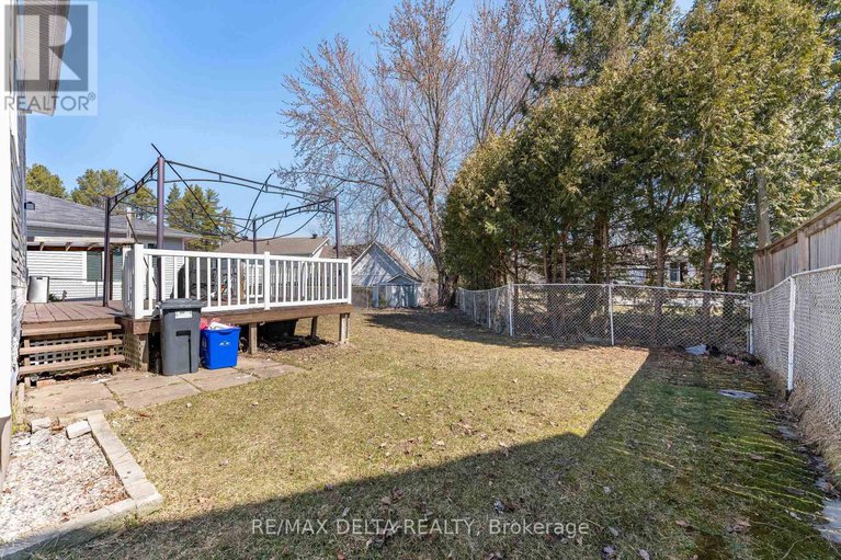 28376418/271-bonavista-street/town-of-rockland/clarence-rockland/ontario/K4K1N8_35