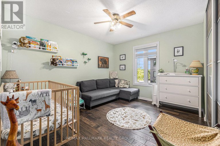 28525097/13-817-high-street/britannia-heights/ottawa/ontario/K2B6C3_17