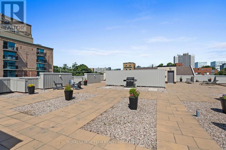28652472/408-429-kent-street/ottawa-centre/ottawa/ontario/K2P1B5_32