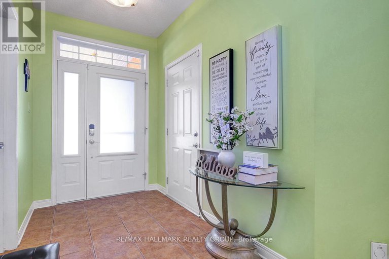 28232415/46-chapelier-private/queenswood-heights-south/ottawa/ontario/K1E3Y1_5