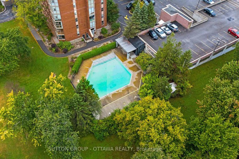 28457125/1111-2760-carousel-crescent/emerald-woodssawmill-creek/ottawa/ontario/K1T2N4_41