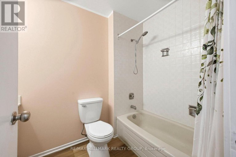 29368806/d-39-stonehaven-drive/bridlewood/ottawa/ontario/K2M1E3_20