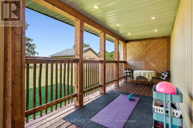 28637618/3242-gendron-road/clarencerockland-twp/clarence-rockland/ontario/K0A2A0_37