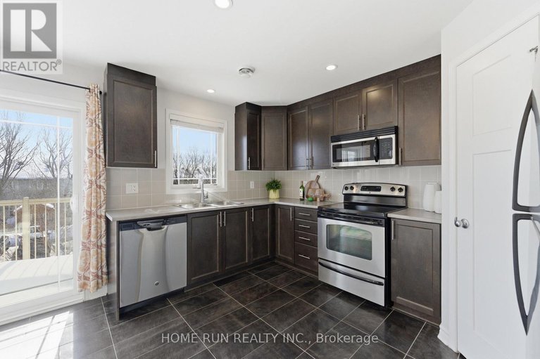 29374831/462-leboutillier-avenue/carson-meadows/ottawa/ontario/K1K2V7_15