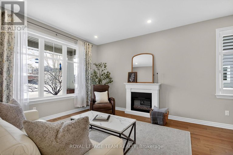 29436864/528-bryce-place/stittsville-north/ottawa/ontario/K2S0N2_3