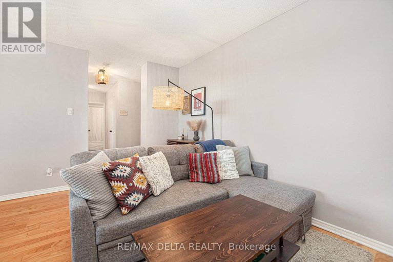 29157906/513-2020-jasmine-crescent/beacon-hill-south/ottawa/ontario/K1J8K5_11