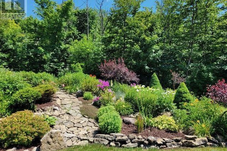 29487630/8134-adam-baker-way/osgoode-twp-north-of-reg-rd-6/ottawa/ontario/K0A2P0_44