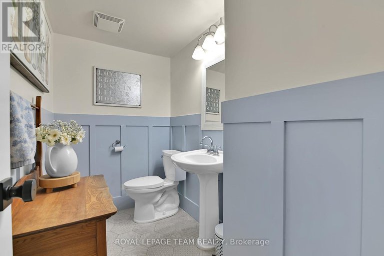 28615921/4156-wolfe-point-way/riverside-southgloucester-glen/ottawa/ontario/K1V1P5_10