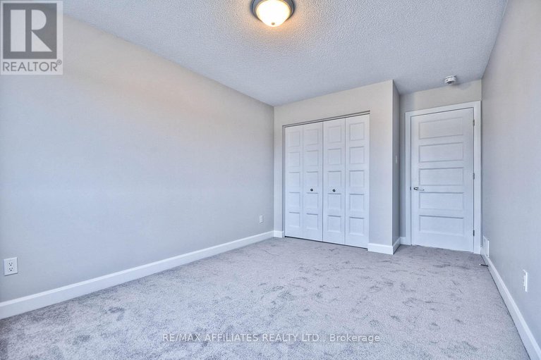 28184817/619-geneva-crescent/embrun/russell/ontario/K0A1W0_15