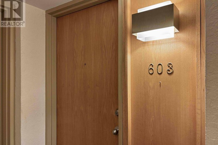 28732467/603-2871-richmond-road/britannia-heights/ottawa/ontario/K2B8M5_2