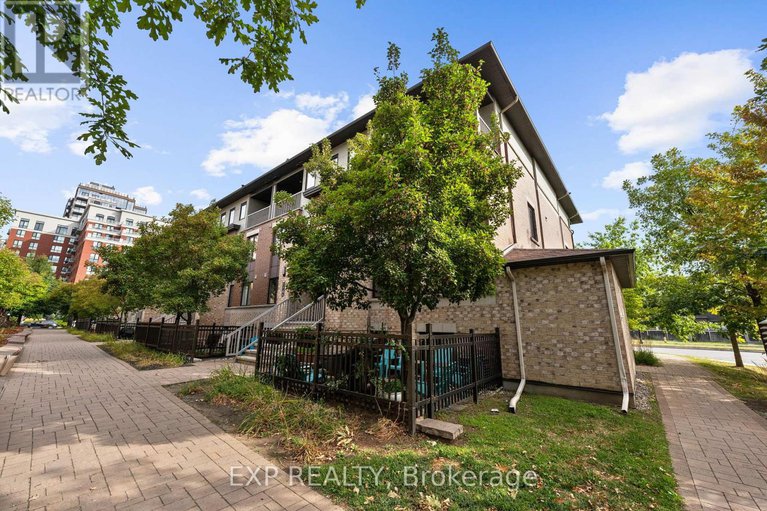 28826800/114-a-lindenshade-drive/strandherd/ottawa/ontario/K2J5R5_5