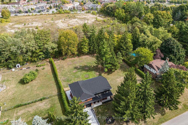 28976816/19-newland-drive/hearts-desire/ottawa/ontario/K2J3Z8_10