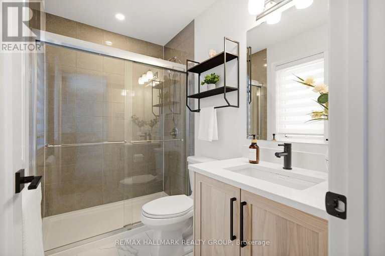 29389527/120-lynn-coulter-street/half-moon-bay/ottawa/ontario/K2J7C5_22