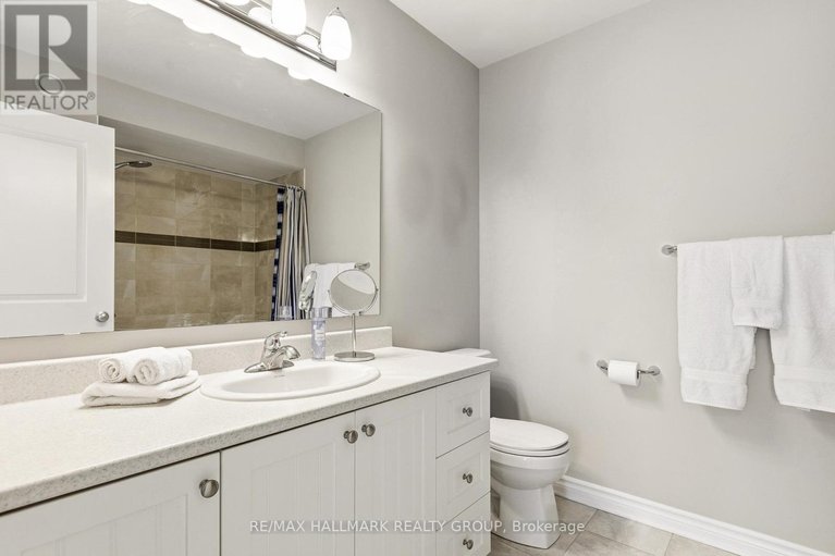 29532256/844-cedar-creek-drive/blossom-parkkemp-parkfindlay-creek/ottawa/ontario/K1T0B3_23