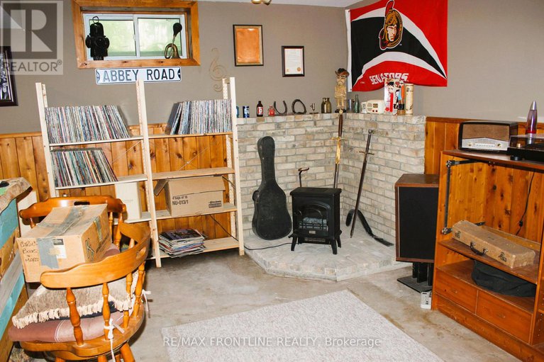 28731654/1943-drummond-concession-4c/drummond-n-elmsley-drummond-twp/drummondnorth-elmsley/ontario/K7H3C8_30