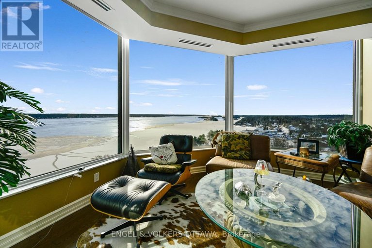 29337561/1802-15-st-andrew-street/brockville/brockville/ontario/K6V0B8_18