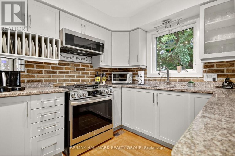28900489/92-stonemeadow-drive/bridlewood/ottawa/ontario/K2M2M3_8