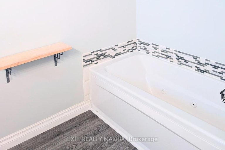 29102803/19-mclennan-way/katimavik/ottawa/ontario/K2L2N1_22