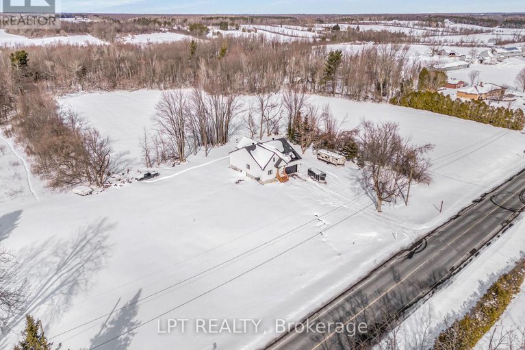 29402754/19779-county-road-25-road/south-glengarry-charlottenburgh-twp/south-glengarry/ontario/K0C1L0_32