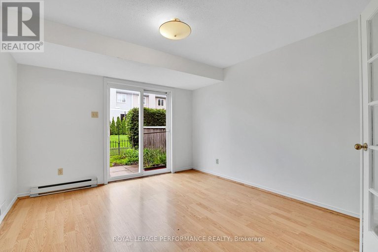 28371665/17-1838-summerfields-crescent/chapel-hill/ottawa/ontario/K1C7B7_7