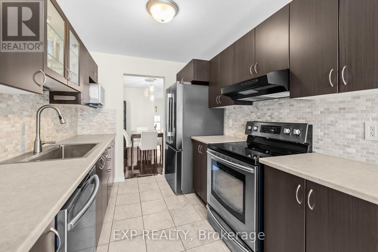 29660875/500-langelier-avenue/mer-bleuebradley-estatesanderson-park/ottawa/ontario/K1W0E9_16