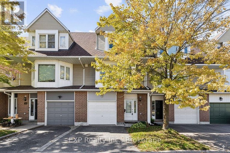 28894160/21-durbin-court/katimavik/ottawa/ontario/K2L3T7_1