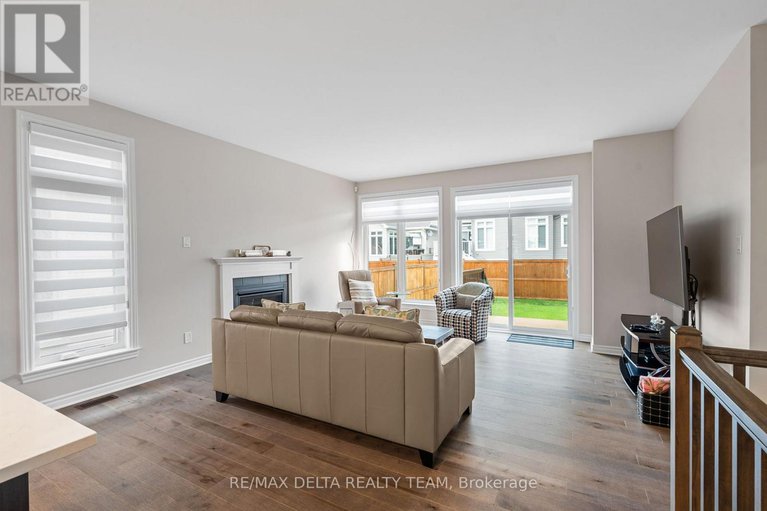 29165655/851-tewin-circle/camelot/ottawa/ontario/K4A3N6_16