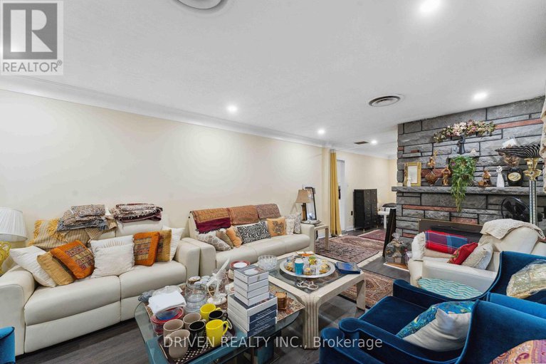 28353982/1266-walkley-road/ellwood/ottawa/ontario/K1V6P7_5