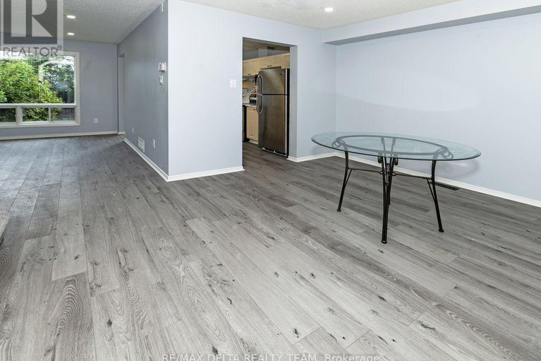 28899711/297-stoneway-drive/barrhaven-east/ottawa/ontario/K2G6E5_5