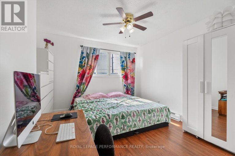 29558178/a-2642-moncton-road/queensway-terrace-north/ottawa/ontario/K2B7W1_21