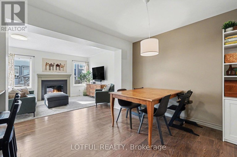 29383914/521-foxlight-circle/emerald-meadowstrailwest/ottawa/ontario/K2M0L9_9