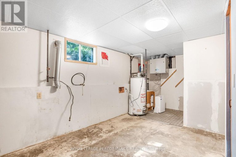 29633490/69-home-avenue/vankleek-hill/champlain/ontario/K0B1R0_20