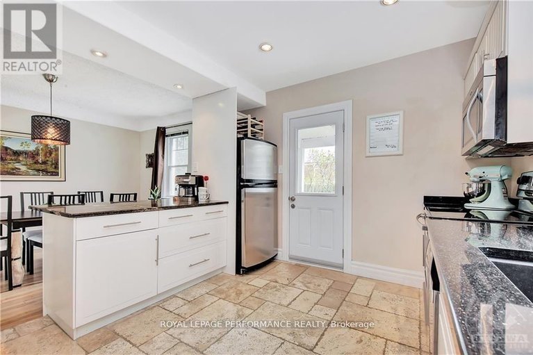 29623678/48-hawthorne-avenue/ottawa-east/ottawa/ontario/K1S0B1_9