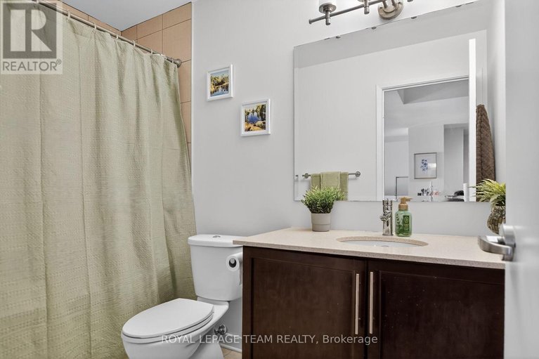 29538009/204-310-centrum-boulevard/bilberry-creekqueenswood-heights/ottawa/ontario/K1E0A3_24