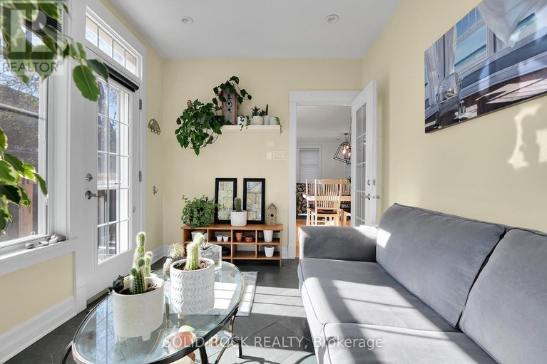 29670160/32-clarendon-avenue/ottawa-west/ottawa/ontario/K1Y0P2_21