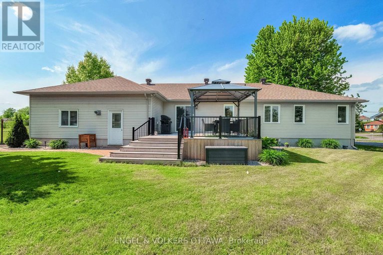 28419109/6978-aldergrove-way/greely/ottawa/ontario/K4P1A3_38